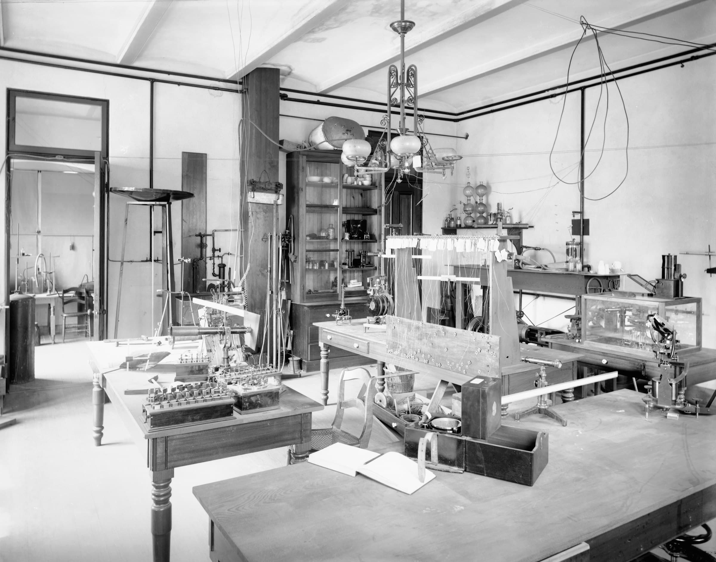 Particle physics lab