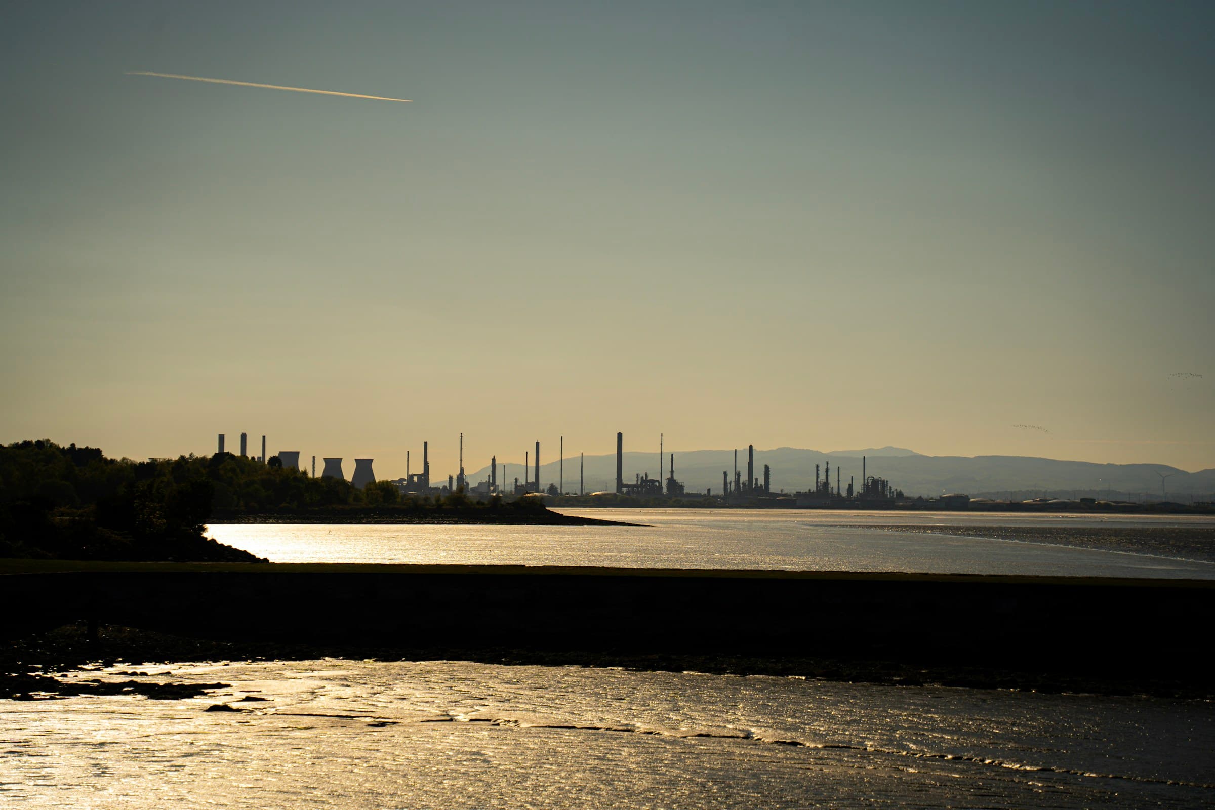 Oil & gas infrastructure — pipeline and pressure equipment