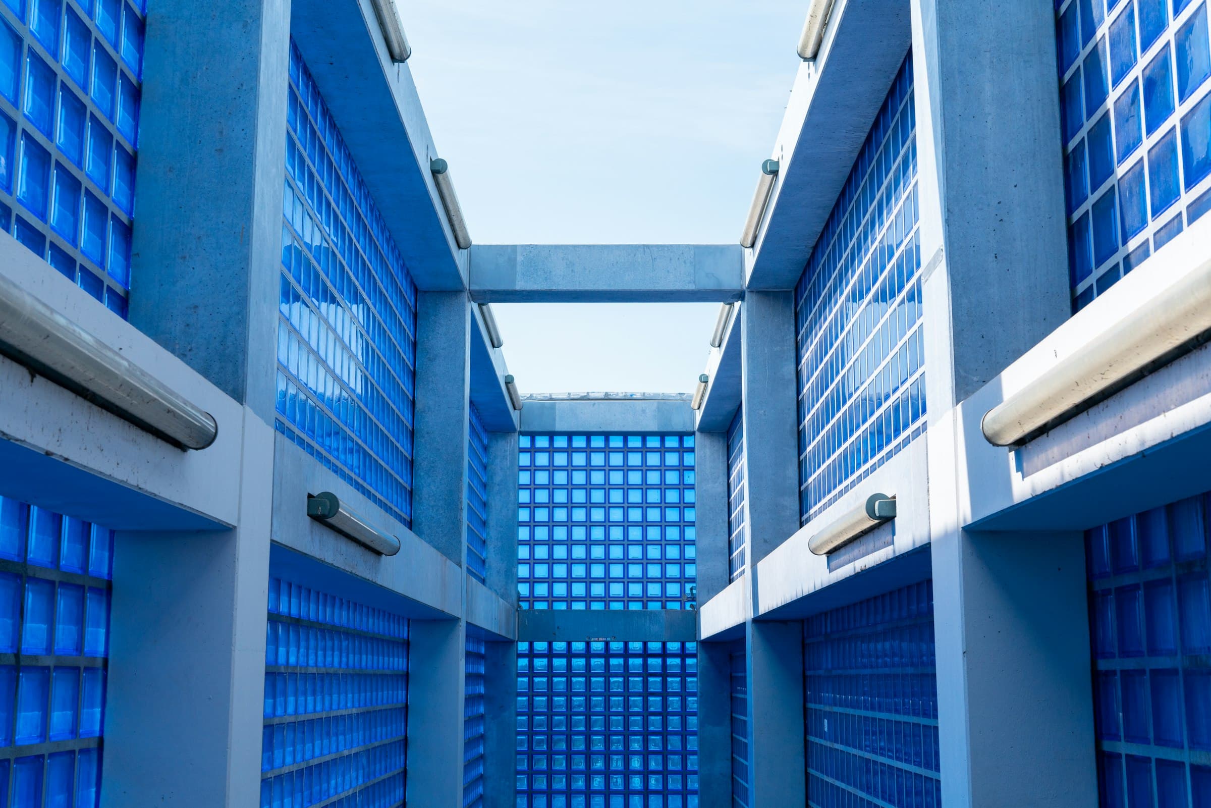 Blockchain & DeFi — data center