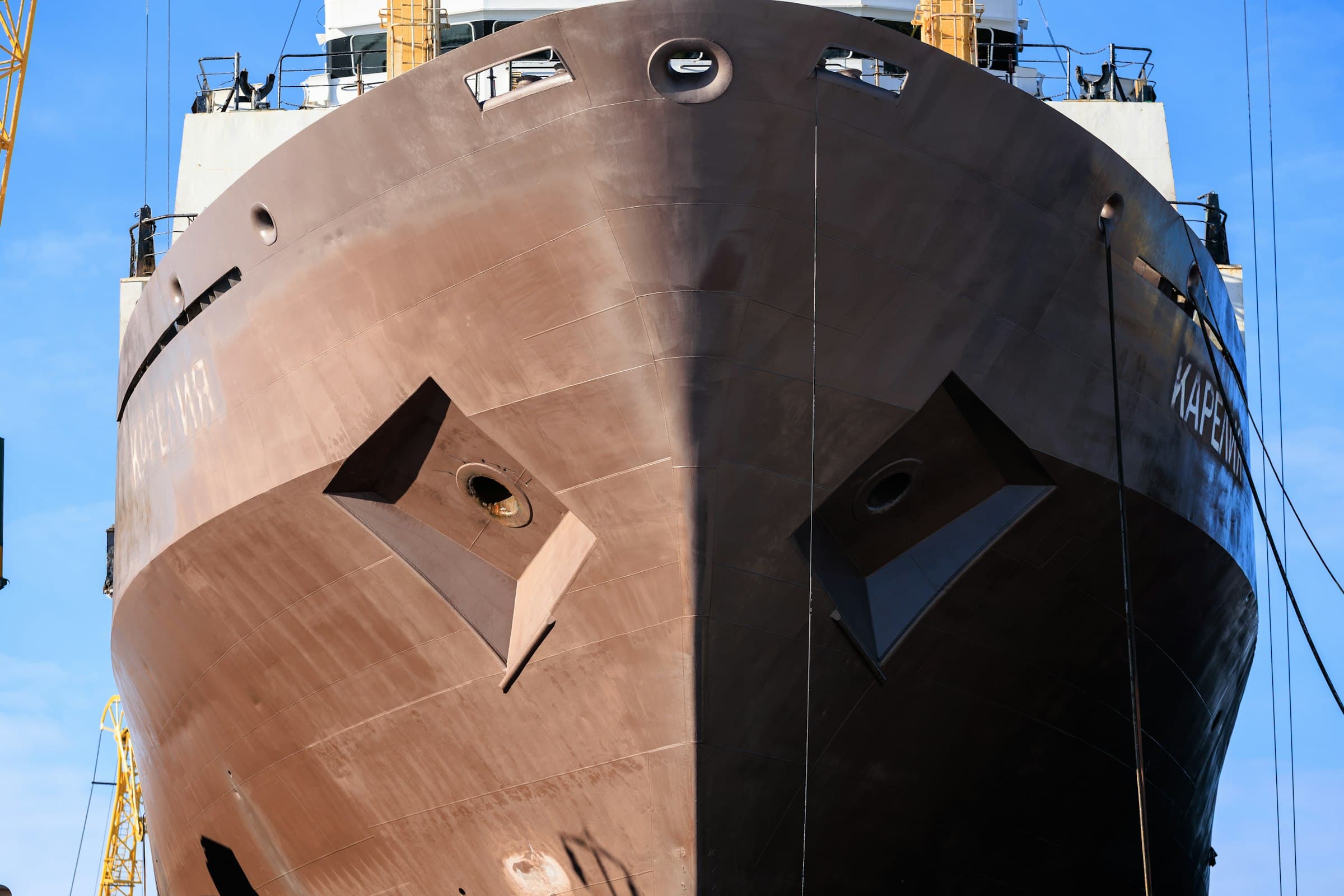Shipyard — hull construction